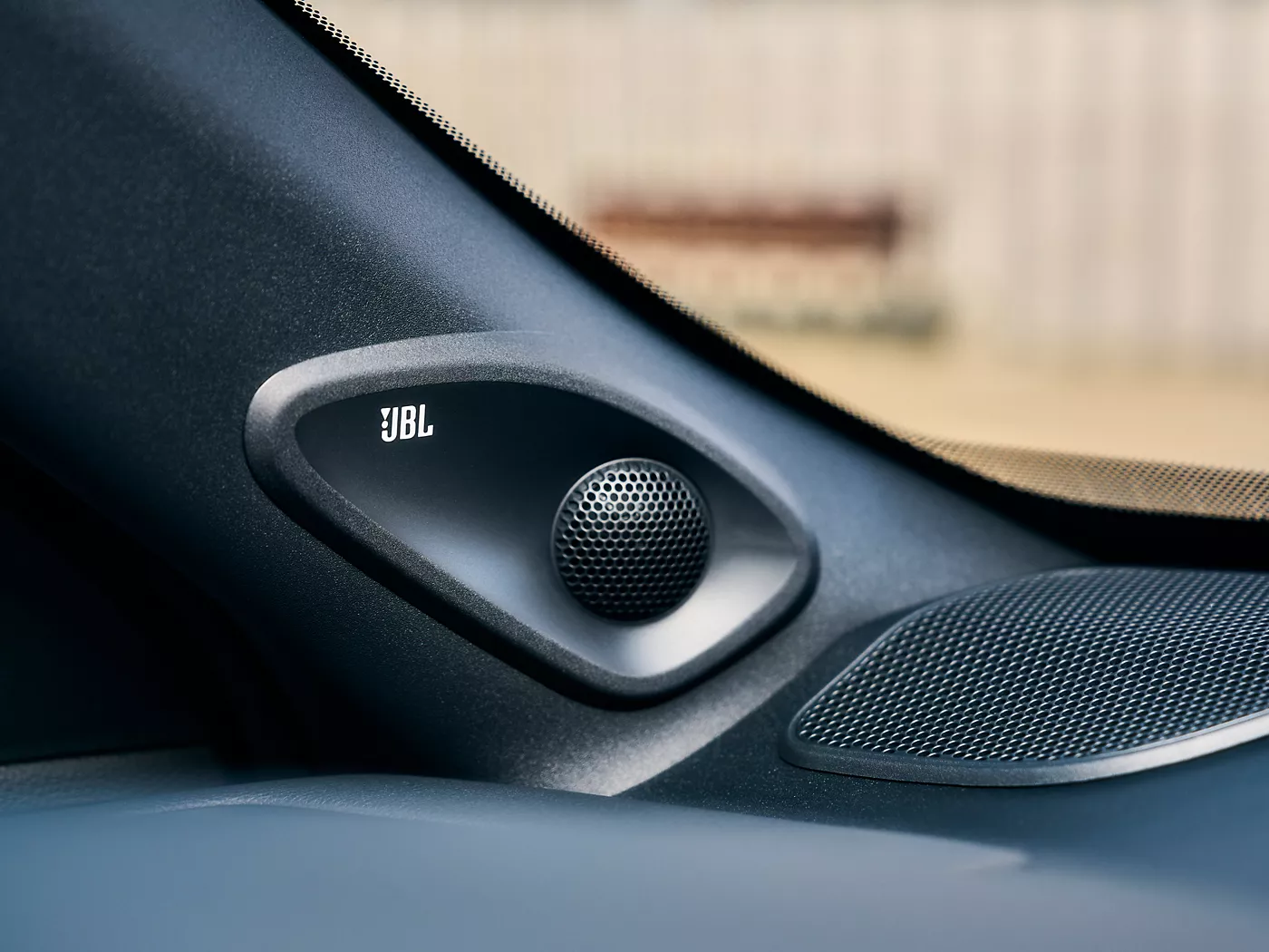 Son JBL 9 haut-parleurs