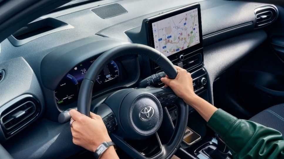 Le volant accueille naturellement vos mains